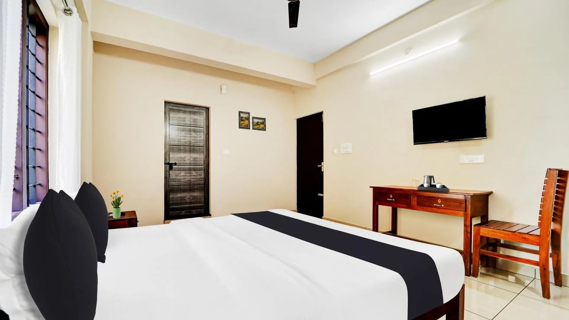 Hotel O Ambalamedu Muttam  2*, Muttam (Ernakulam) Hindistan